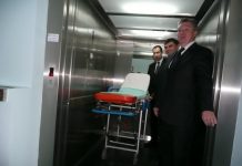 Átadták rendeltetésének az egészségház liftjét
